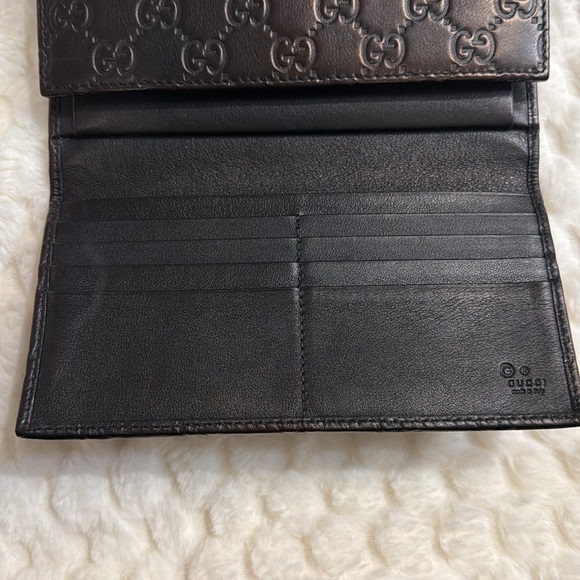 Gucci Wallet 257303-Authentic-Great Used Condition - Picture 2 of 11